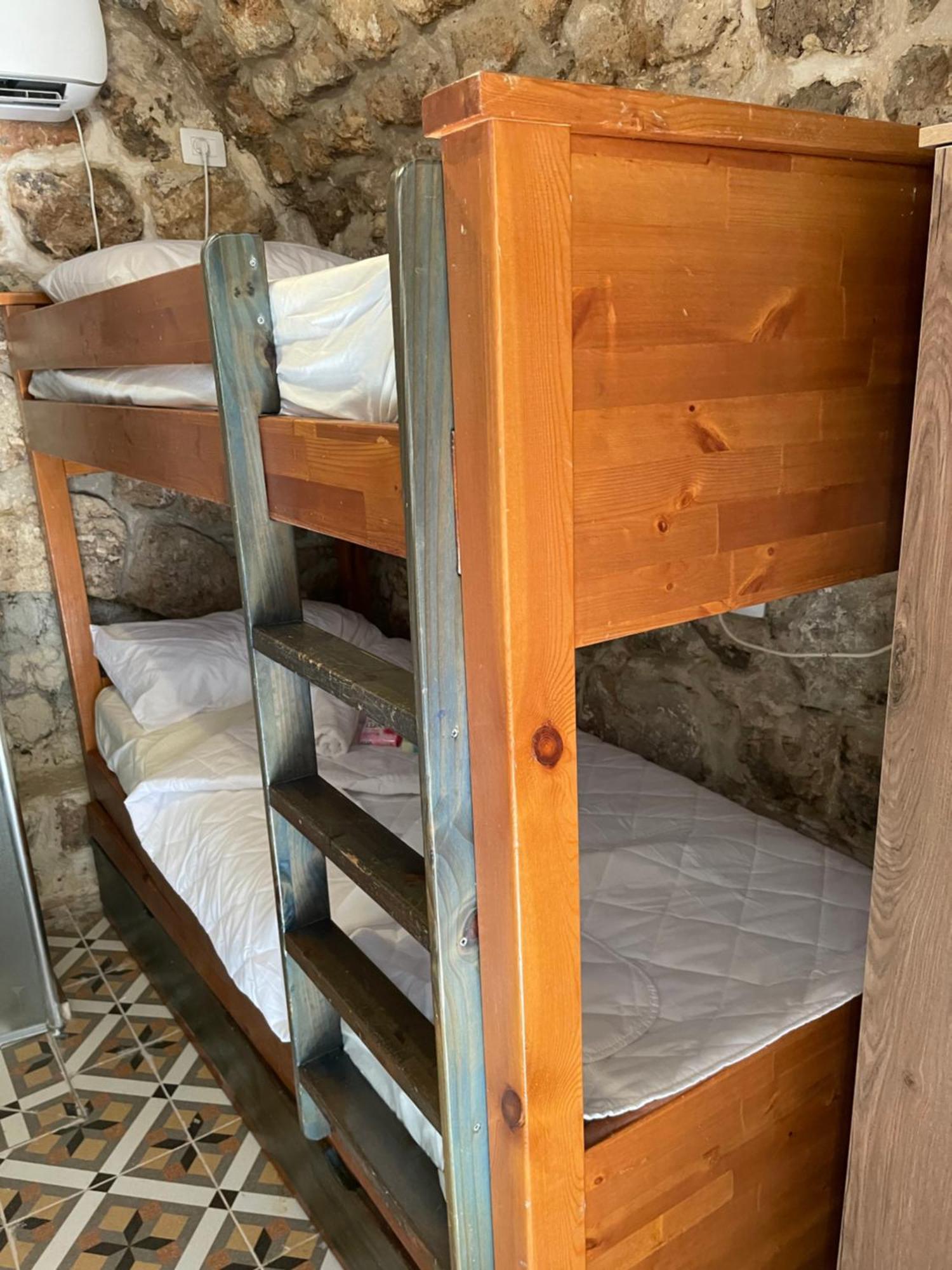 الشقق الفندقية عكافي  Hebi House المظهر الخارجي الصورة